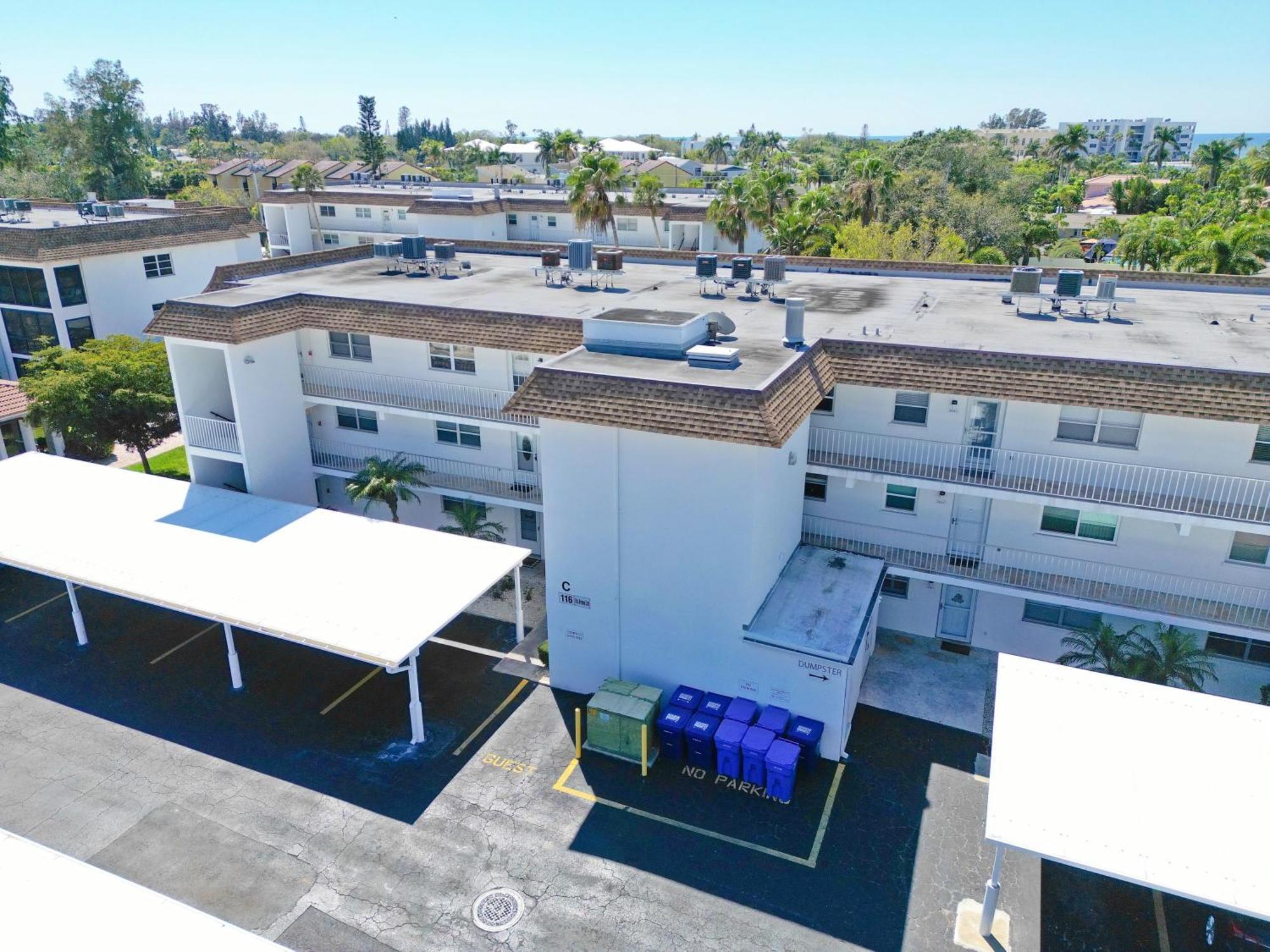 Updated Condo With Pool, Walk To Crescent Beach & Restaurants! Sarasota Esterno foto