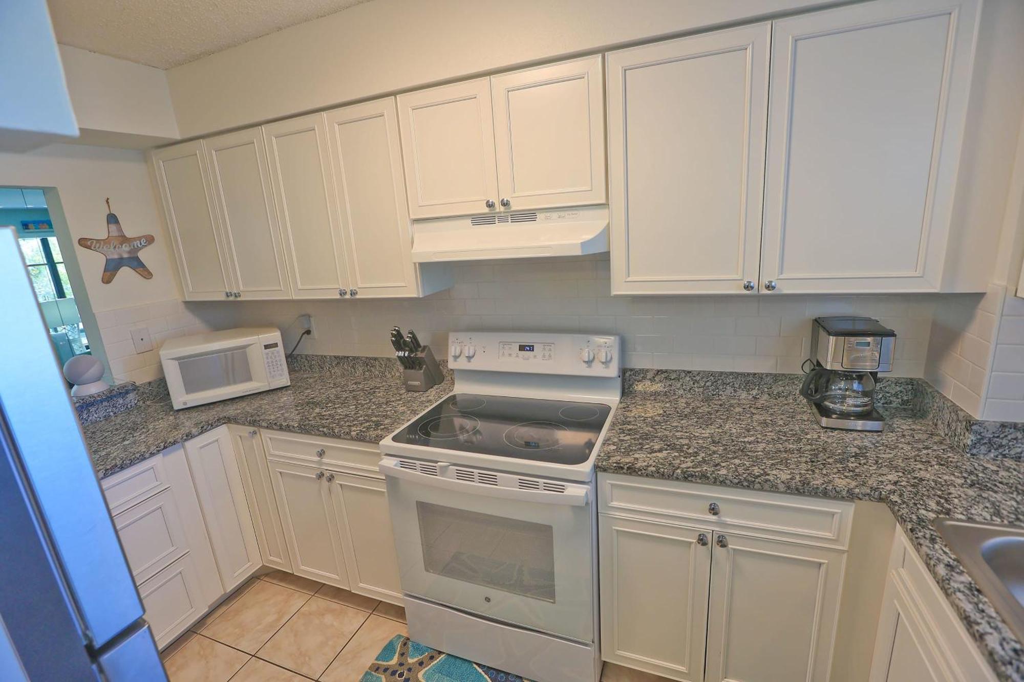 Updated Condo With Pool, Walk To Crescent Beach & Restaurants! Sarasota Esterno foto